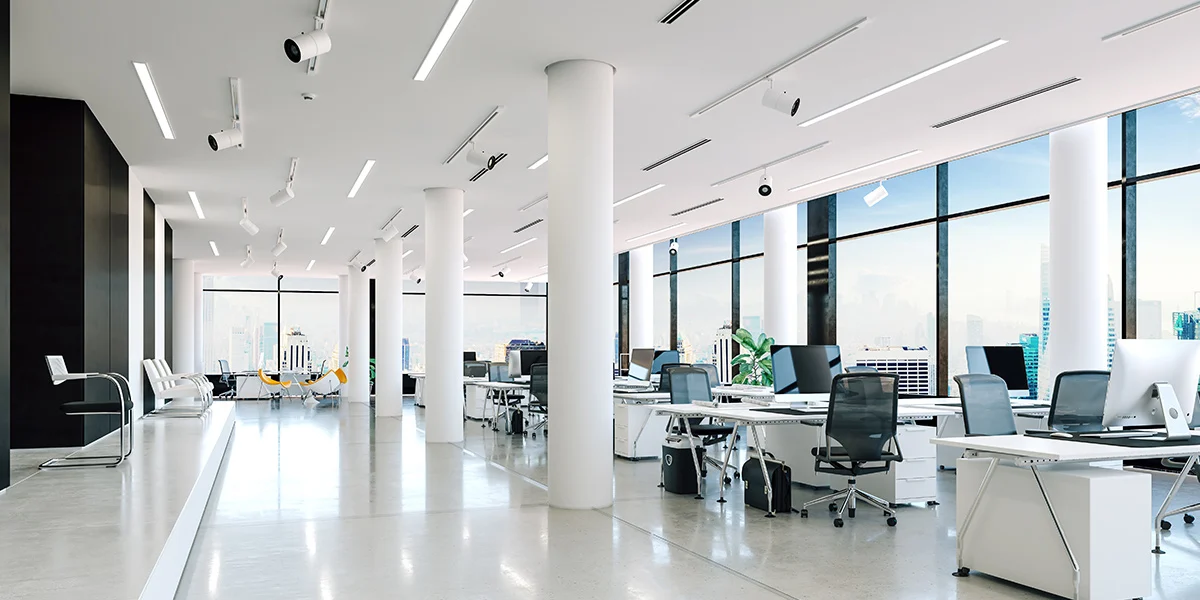 Beauitful-office-interior-with-natural-light-and-white-color-scheme